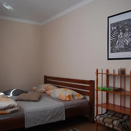 Apartment On Knyahyni Ol'Hy Street 罗夫诺 外观 照片